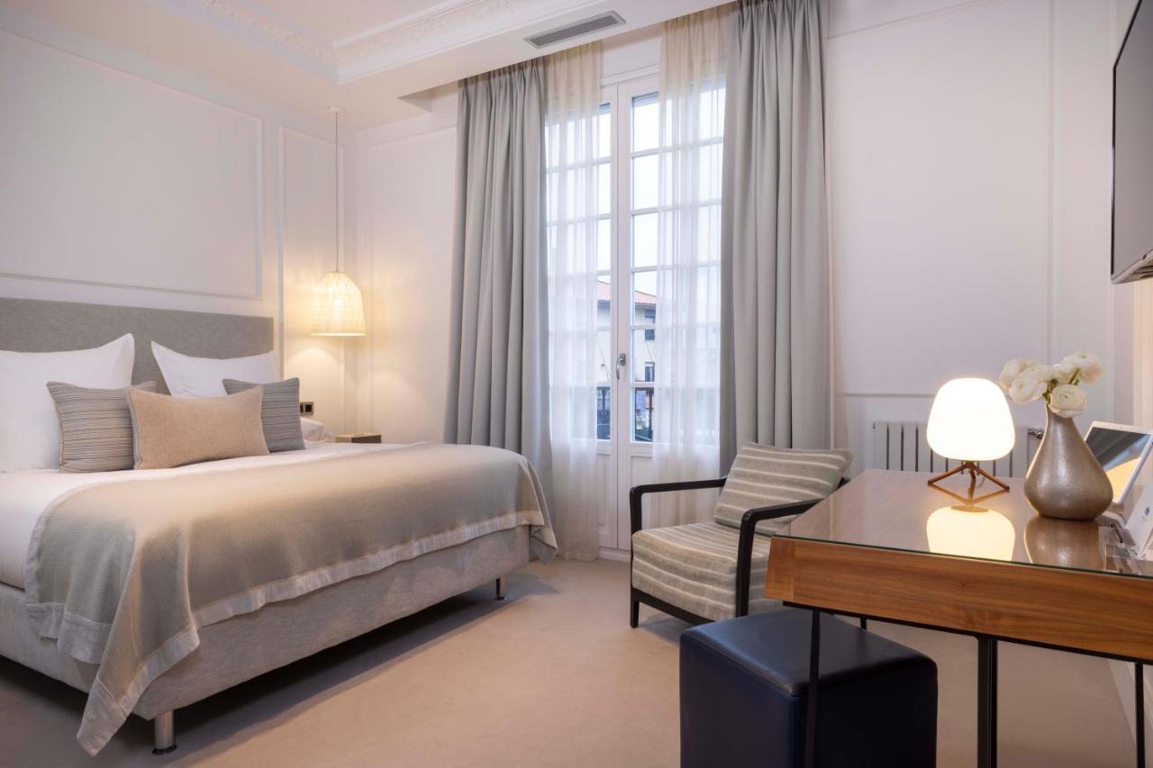 Large Double Room Balcony,1181492293:JPEG